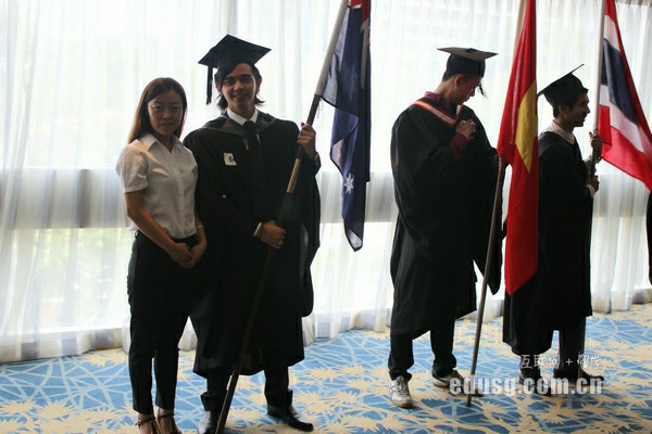 ȥ�¼�����ѧ��ô��