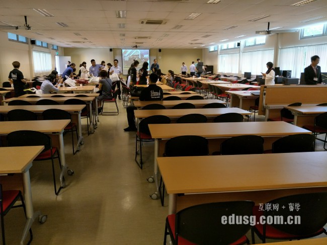 �¼���kaplanѧУ��ô��