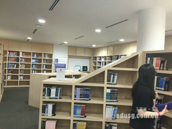 �¼��¹�����չѧԺ���Կγ̿�ѧʱ��