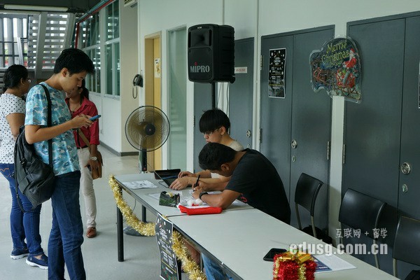 �Կ������¼��¶�������