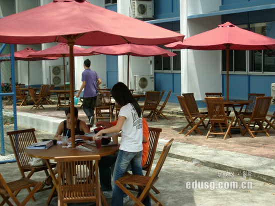 �¼��¿�͢��ѧ��������Щѧ����Ԣ