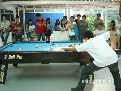 �¼��¿�͢��ѧ��������Щѧ����Ԣ