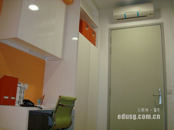 �¼��´�ѧ�׶�����רҵ��ô��