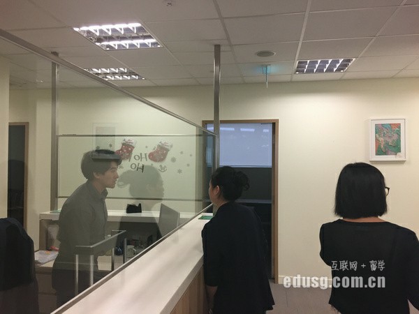 2016�¼��¹�����չѧԺ����