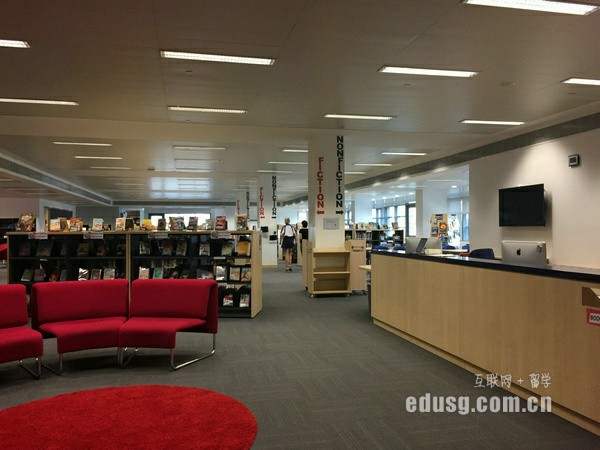 新加坡tmc学院留学一年费用