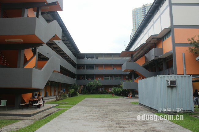 �Կ�������ѧ�¼��µ�����