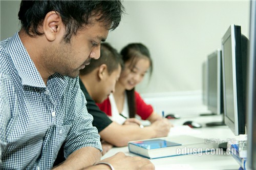 �¼��¹�����չѧԺ����Щרҵ