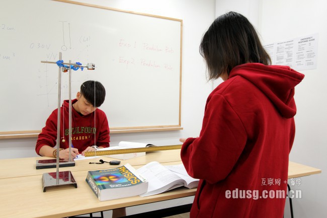 ר�Ʊ�ҵ���������¼��¶�����