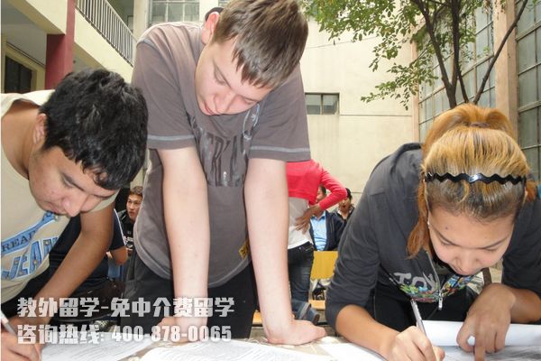 �¼��±�����ѧ���Գɼ�