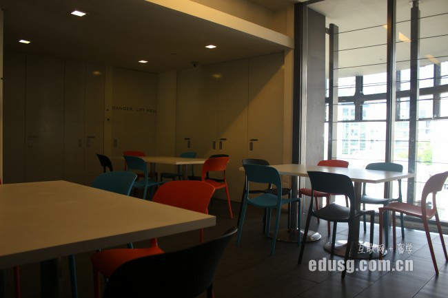 ��ô�����¼���˶ʿ