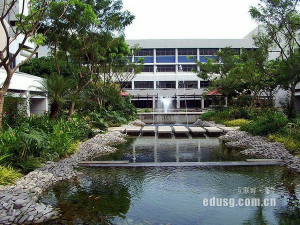 �¼�����ѧ��������רҵ