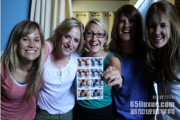 �¼��¶�����רҵ��ѧУ