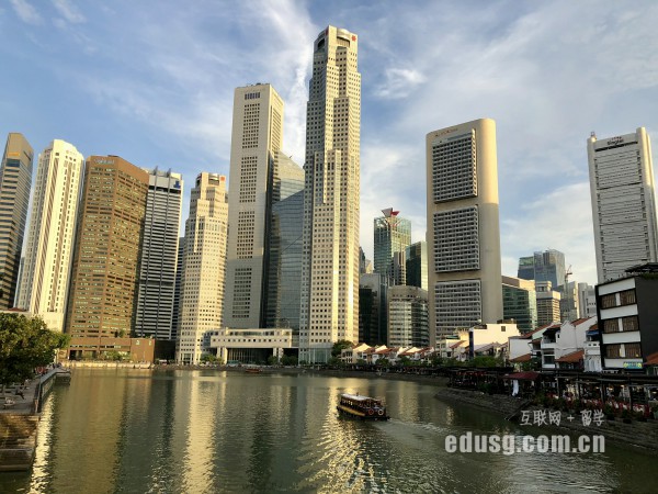 �¼��¶�����רҵ��ѧУ