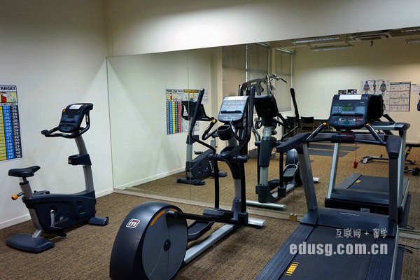 �¼��¹�����չѧԺ��Ϣ����רҵ