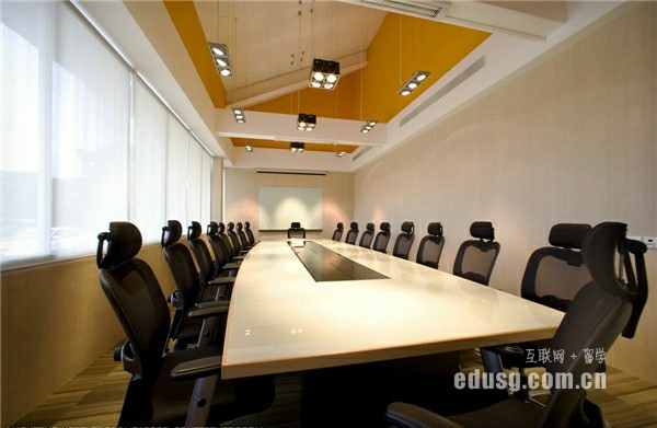 ��͢�Ƽ���ѧ�¼��·�Уס��