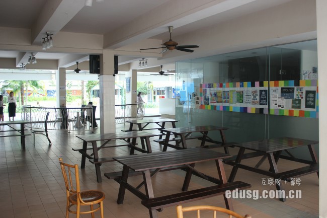 ���޿�͢�Ƽ���ѧ�¼��·�У