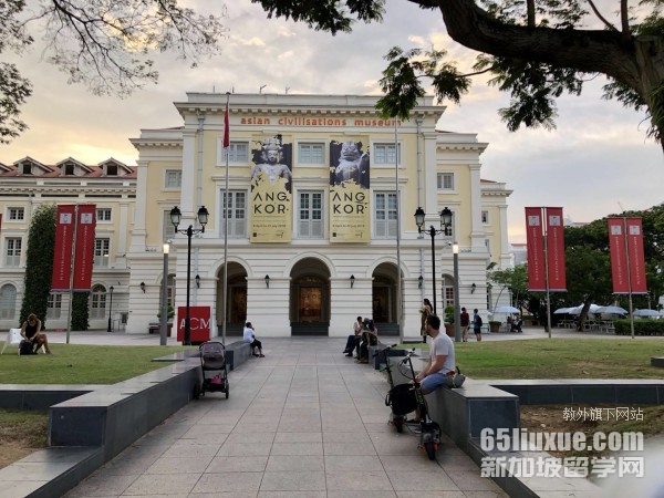 新加坡南洋艺术学院学费多少钱