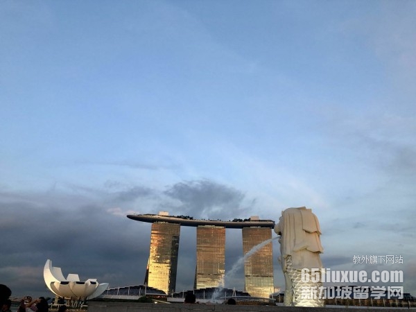 �¼��¿�͢��ѧ������¼ȡ