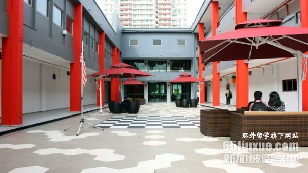 申请英迪大学本科