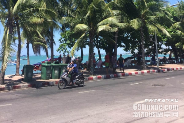 �����ʼҴ�ѧ��������